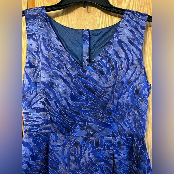 $140 Banana Republic sleeveless rayon/linen sheath dress Exquisite colors Sz 0 2 - Picture 2 of 10